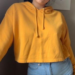 Cropped hoodie